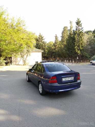 Opel Vectra 1996, 322,683 km - 1.8 л - Sumqayıt