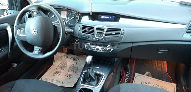 Renault Laguna 2010, 160,000 km - 1.5 л - Bakı