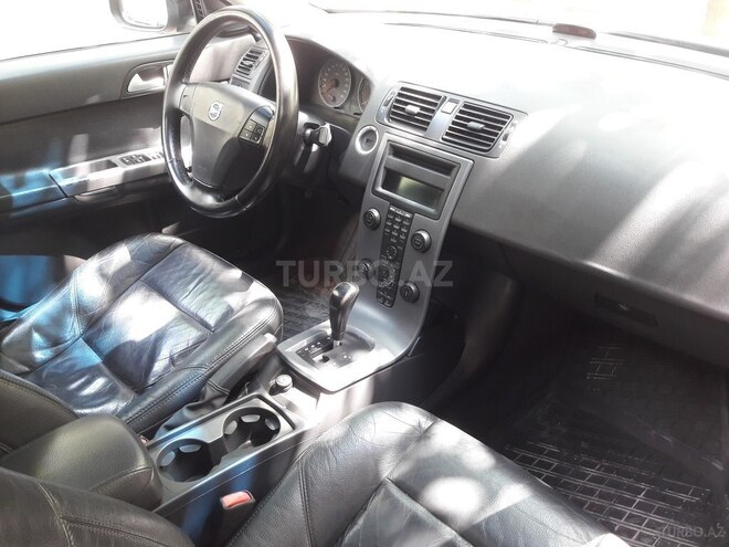 Volvo  2006, 260,000 km - 2.5 l - Bakı