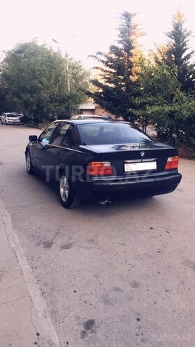 BMW 316 1993, 332,559 km - 1.6 l - Bakı