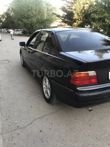 BMW 316 1993, 332,559 km - 1.6 l - Bakı