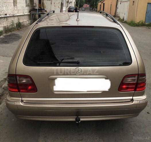 Mercedes E 220 2000, 340,000 km - 2.2 l - Bakı