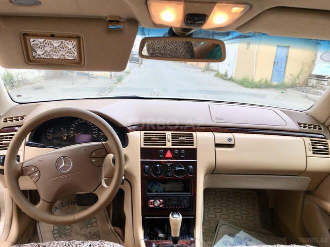 Mercedes E 220 2000, 340,000 km - 2.2 l - Bakı