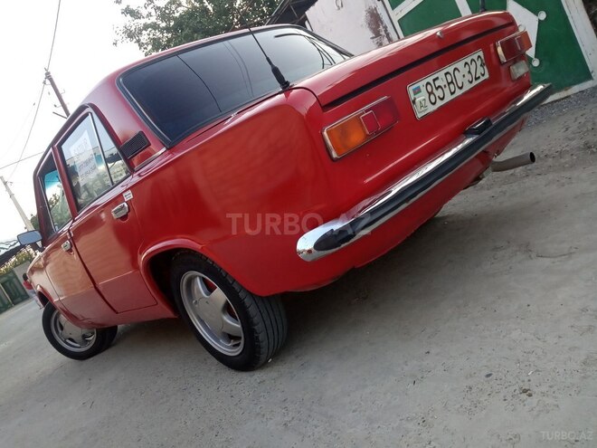 LADA (VAZ) 21011 1979, 990,000 km - 1.3 l - Şirvan