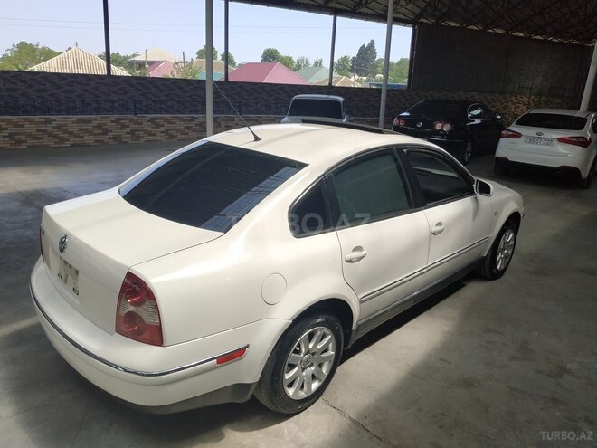 Volkswagen Passat 2002, 223,685 km - 1.8 l - Gəncə