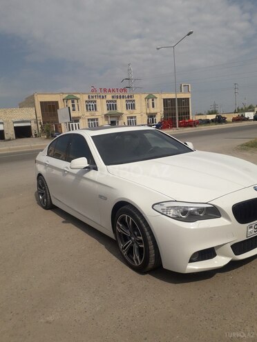 BMW 528 2013, 12,000 km - 0.2 l - Naftalan