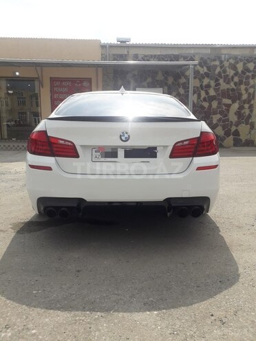 BMW 528 2013, 12,000 km - 0.2 l - Naftalan