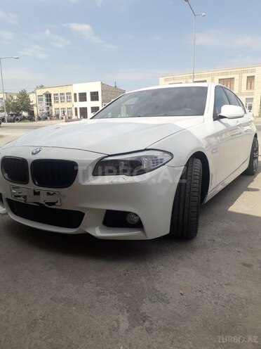 BMW 528 2013, 12,000 km - 0.2 l - Naftalan