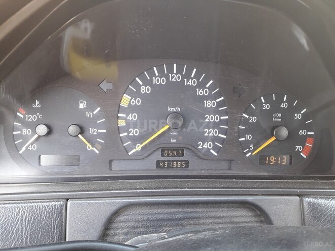 Mercedes E 230 1995, 432,000 km - 2.3 л - Şirvan