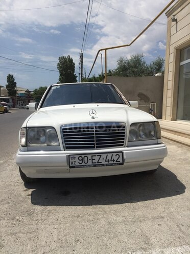 Mercedes E 200 1995, 376,485 km - 2.0 l - Xırdalan