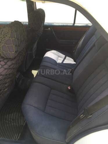 Mercedes E 200 1995, 376,485 km - 2.0 l - Xırdalan