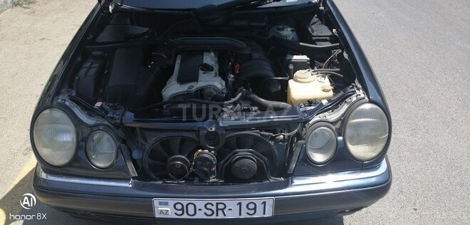 Mercedes E 280 1997, 450,000 km - 2.8 l - Bakı