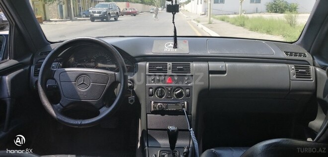 Mercedes E 280 1997, 450,000 km - 2.8 l - Bakı