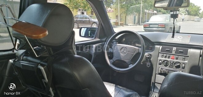 Mercedes E 280 1997, 450,000 km - 2.8 l - Bakı
