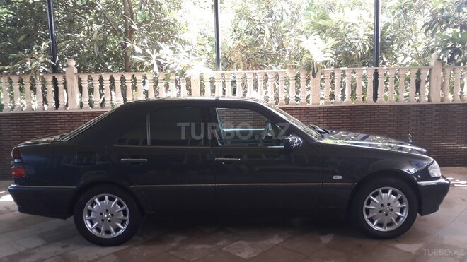Mercedes C 240 2000, 144,000 km - 2.4 l - Ağcabədi