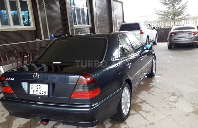 Mercedes C 240 2000, 144,000 km - 2.4 l - Ağcabədi