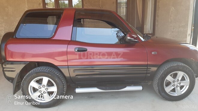 Toyota RAV4 1994, 248,000 km - 2.0 л - Quba