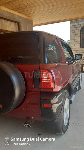 Toyota RAV4 1994, 248,000 km - 2.0 л - Quba