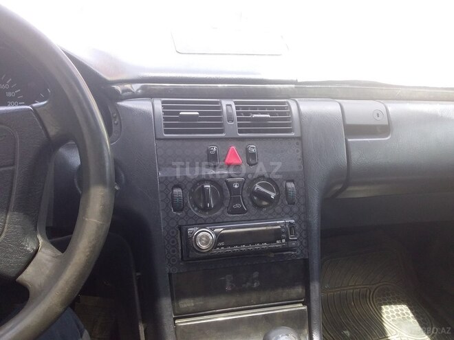 Mercedes E 230 1995, 36,000 km - 2.3 л - Bakı