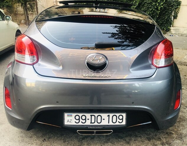 Hyundai Veloster 2012, 140,000 km - 1.6 л - Bakı