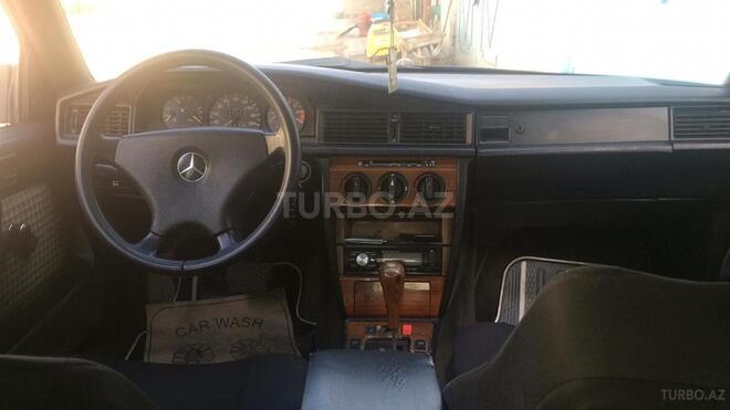 Mercedes 190 1991, 311,000 km - 2.0 l - Sumqayıt
