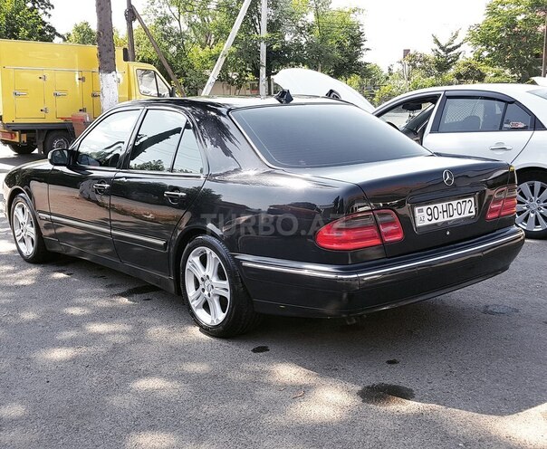 Mercedes E 240 2001, 287,297 km - 2.6 l - Lənkəran