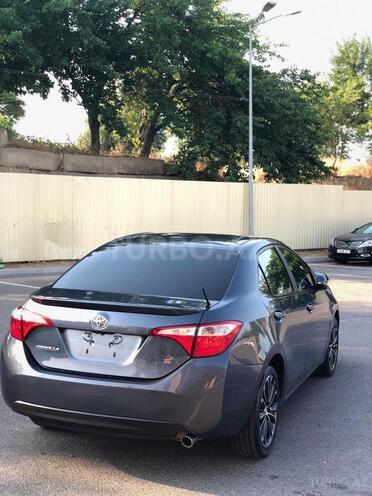 Toyota Corolla 2014, 98,300 km - 1.8 l - Bakı