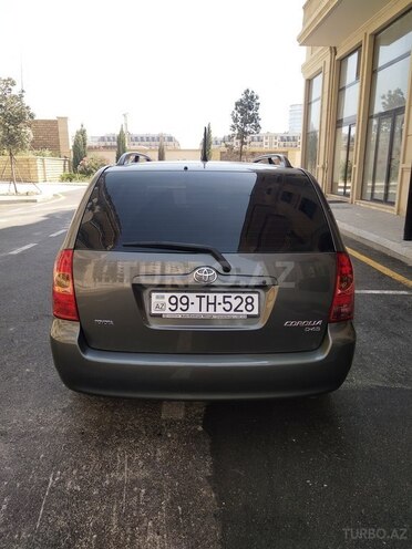 Toyota Corolla 2006, 239,000 km - 1.4 l - Bakı
