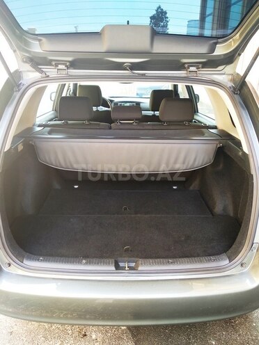 Toyota Corolla 2006, 239,000 km - 1.4 l - Bakı