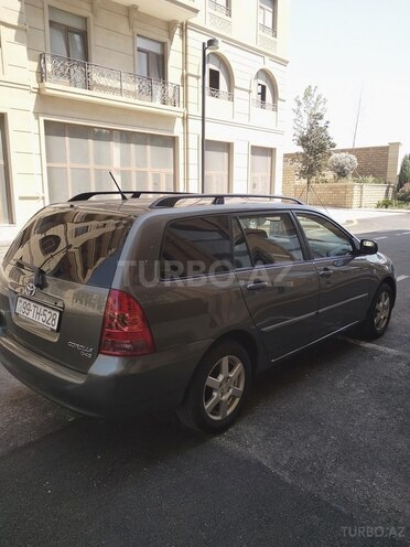 Toyota Corolla 2006, 239,000 km - 1.4 l - Bakı