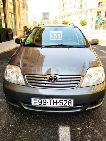 Toyota Corolla 2006, 239,000 km - 1.4 l - Bakı