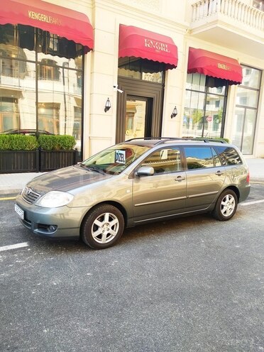 Toyota Corolla 2006, 239,000 km - 1.4 l - Bakı