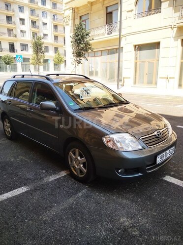 Toyota Corolla 2006, 239,000 km - 1.4 l - Bakı