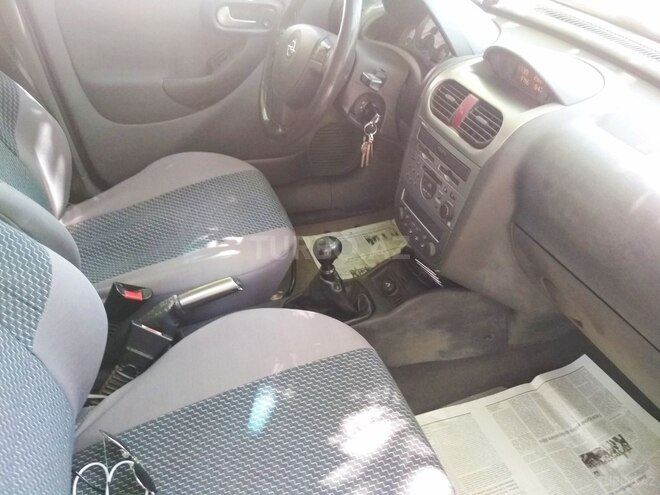 Opel Corsa 2001, 146,000 km - 1.2 l - Gəncə