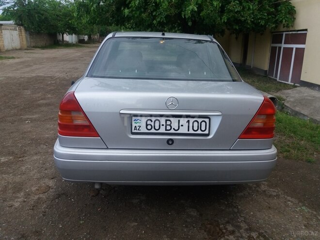 Mercedes C 180 1995, 386,000 km - 1.8 л - Tovuz