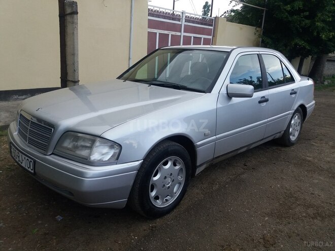Mercedes C 180 1995, 386,000 km - 1.8 л - Tovuz