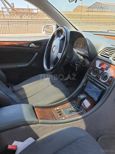 Mercedes CLK 200 1997, 235,000 km - 2.0 l - Bakı