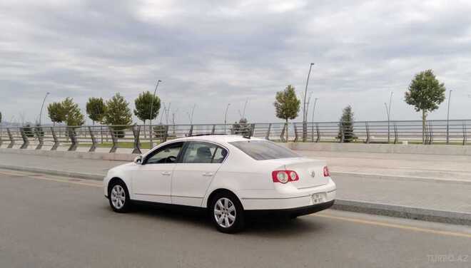Volkswagen Passat 2006, 221,863 km - 2.0 l - Gəncə