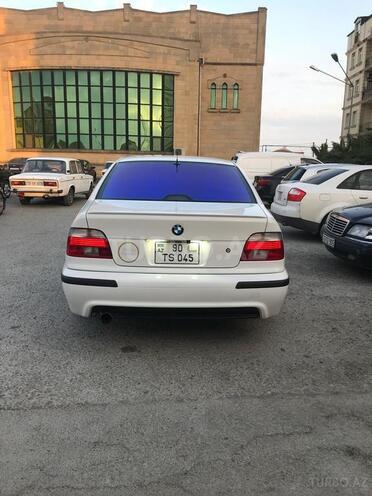 BMW 525 2001, 298,000 km - 2.5 l - Bakı