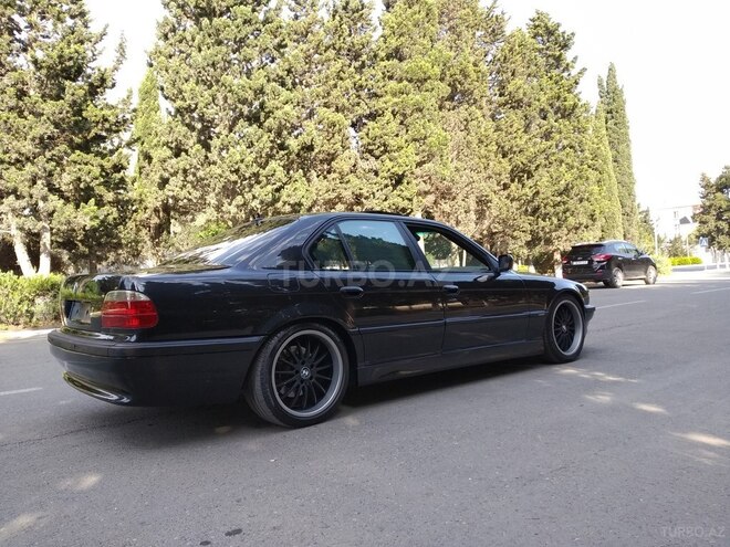 BMW 740 1997, 291,000 km - 4.4 l - Sumqayıt