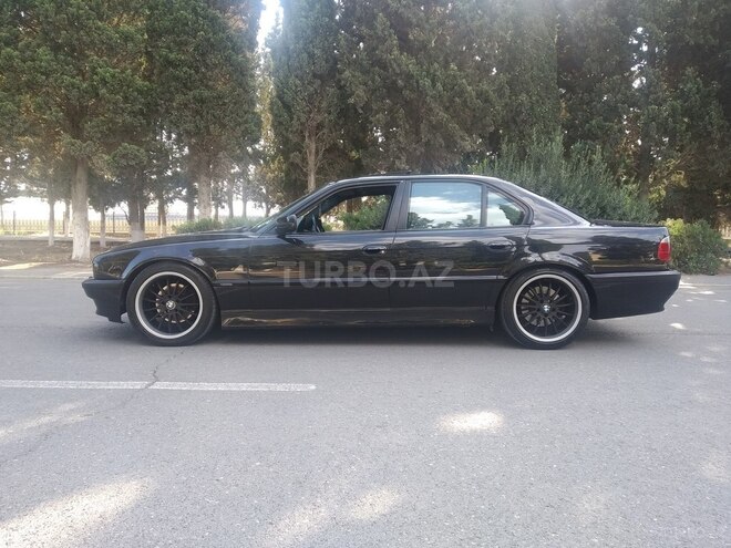 BMW 740 1997, 291,000 km - 4.4 l - Sumqayıt