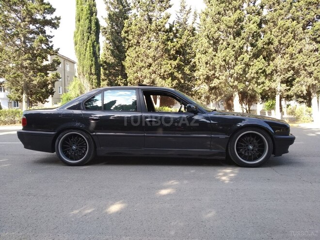 BMW 740 1997, 291,000 km - 4.4 l - Sumqayıt
