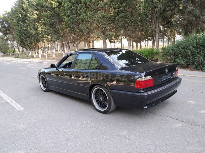 BMW 740 1997, 291,000 km - 4.4 l - Sumqayıt