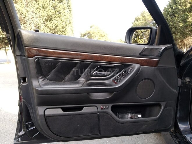 BMW 740 1997, 291,000 km - 4.4 l - Sumqayıt