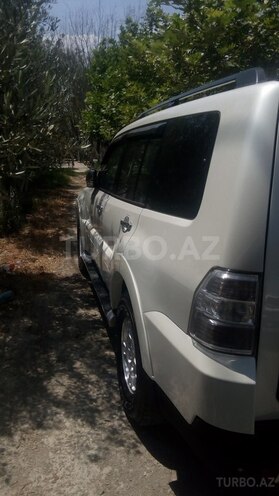 Mitsubishi Pajero 2008, 132,000 km - 3.0 l - Bakı