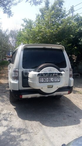 Mitsubishi Pajero 2008, 132,000 km - 3.0 l - Bakı
