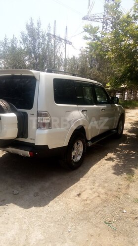 Mitsubishi Pajero 2008, 132,000 km - 3.0 l - Bakı