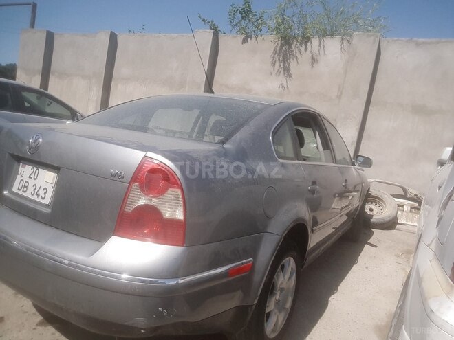 Volkswagen Passat 2002, 183,000 km - 2.8 l - Bakı