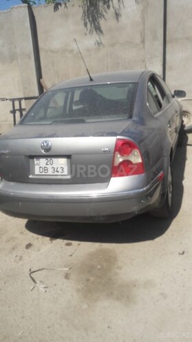 Volkswagen Passat 2002, 183,000 km - 2.8 l - Bakı