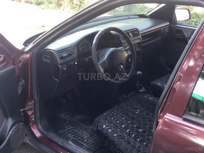 Opel Vectra 1990, 321,000 km - 1.6 l - Bakı